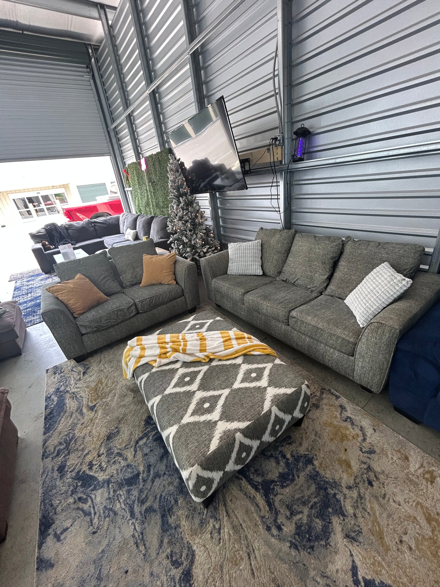 Sectional Sofa/ Couch (We Deliver)