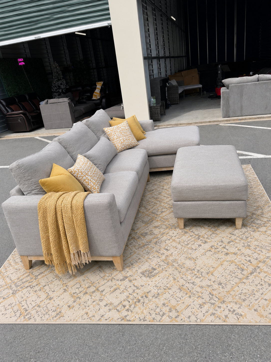 Sectional Sofa/ Couch (We Deliver)
