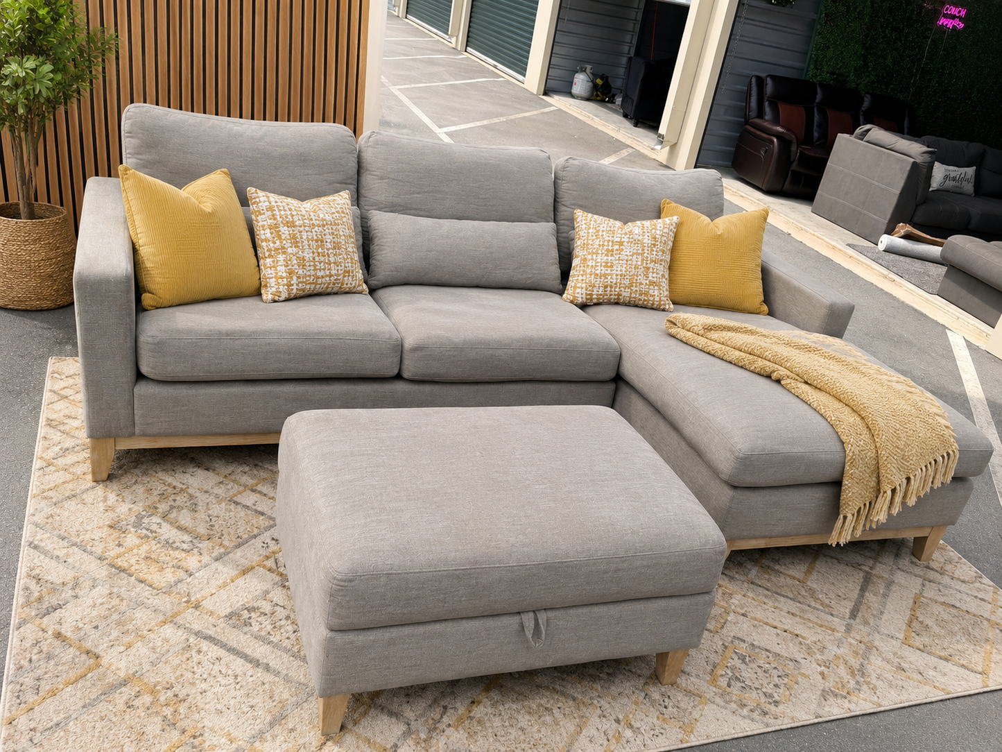 Sectional Sofa/ Couch (We Deliver)