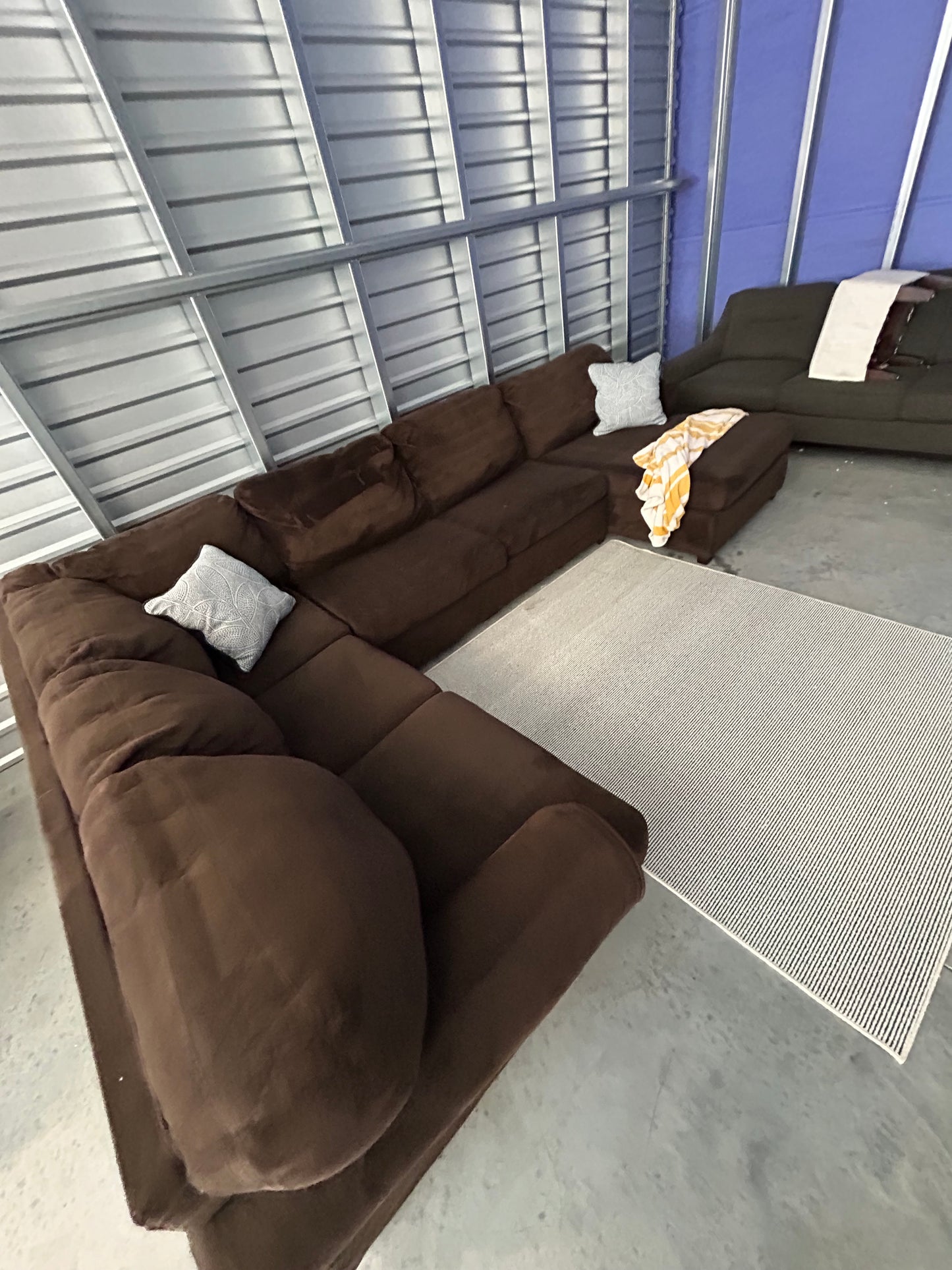U shape Sectional Sofa/ Couch (We Deliver)
