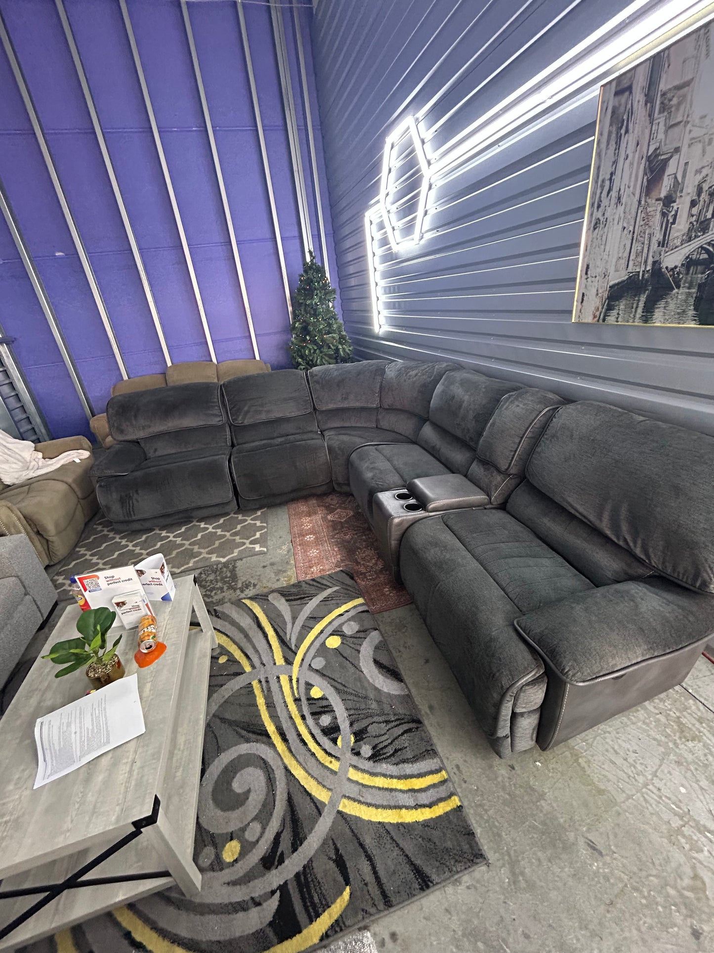 Electric reclining Sectional Sofa/ Couch (We Deliver)
