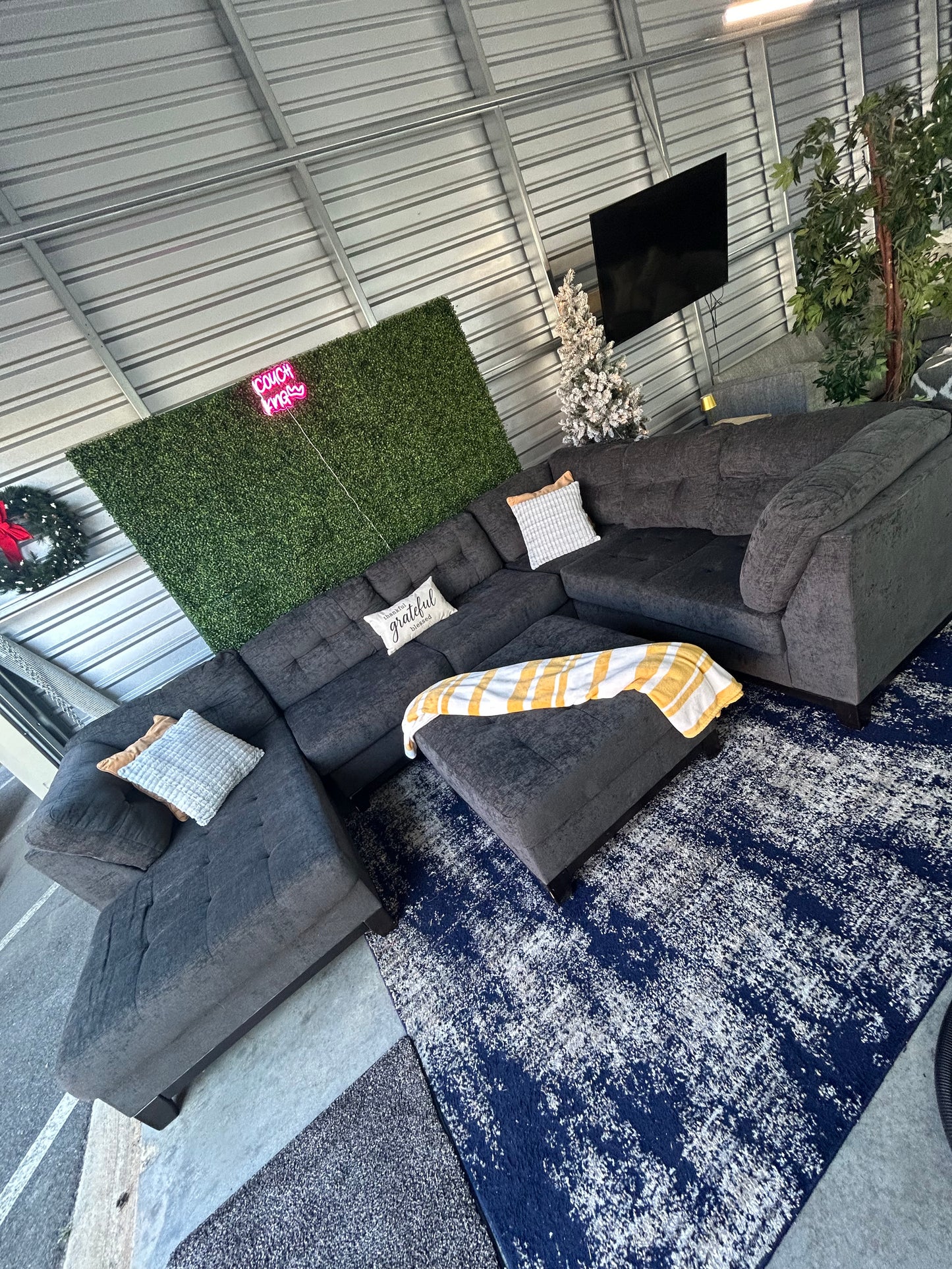 Sectional Sofa/ Couch (We Deliver)