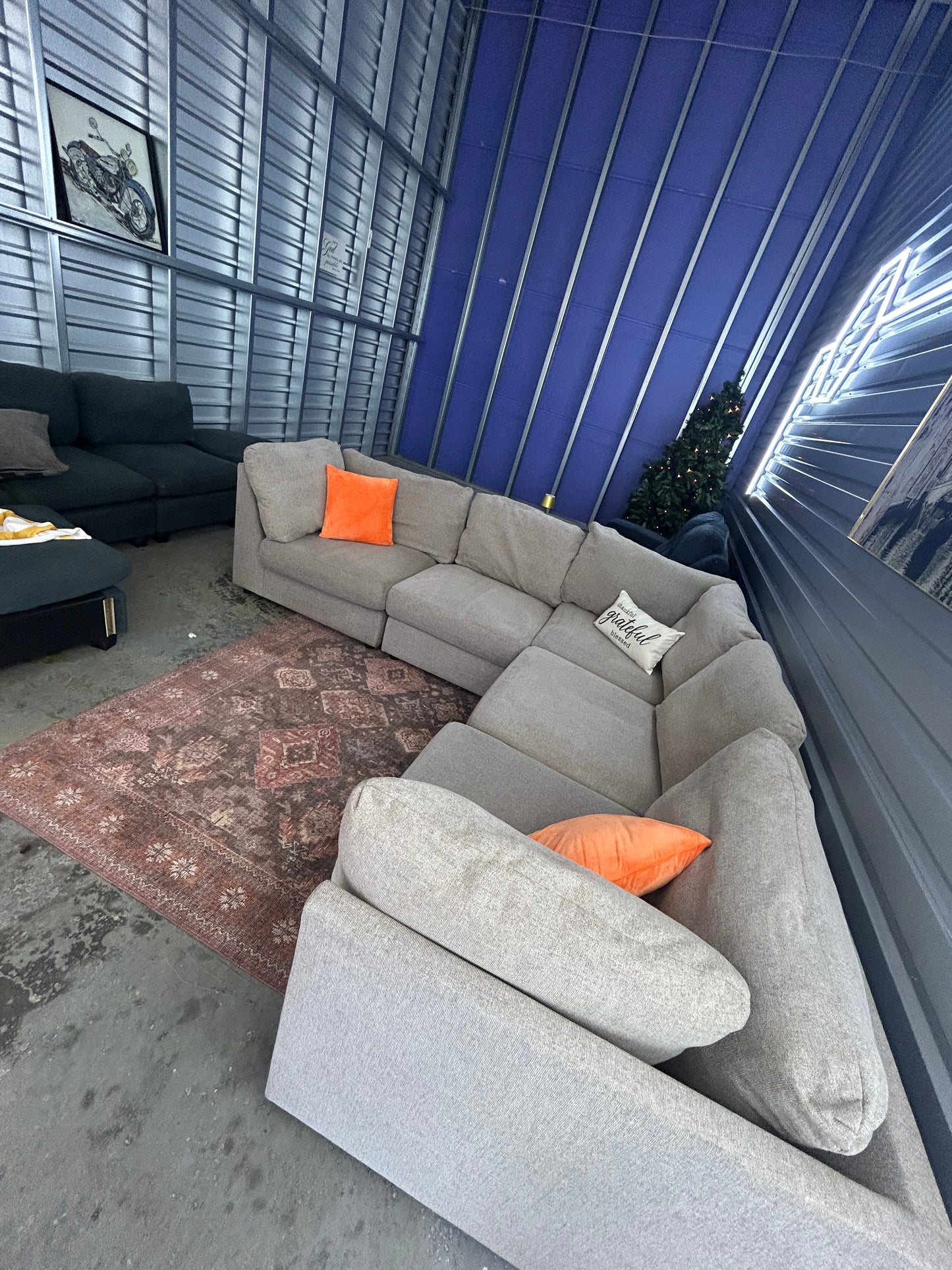 Used Sectional Sofa/ Couch (We Deliver)