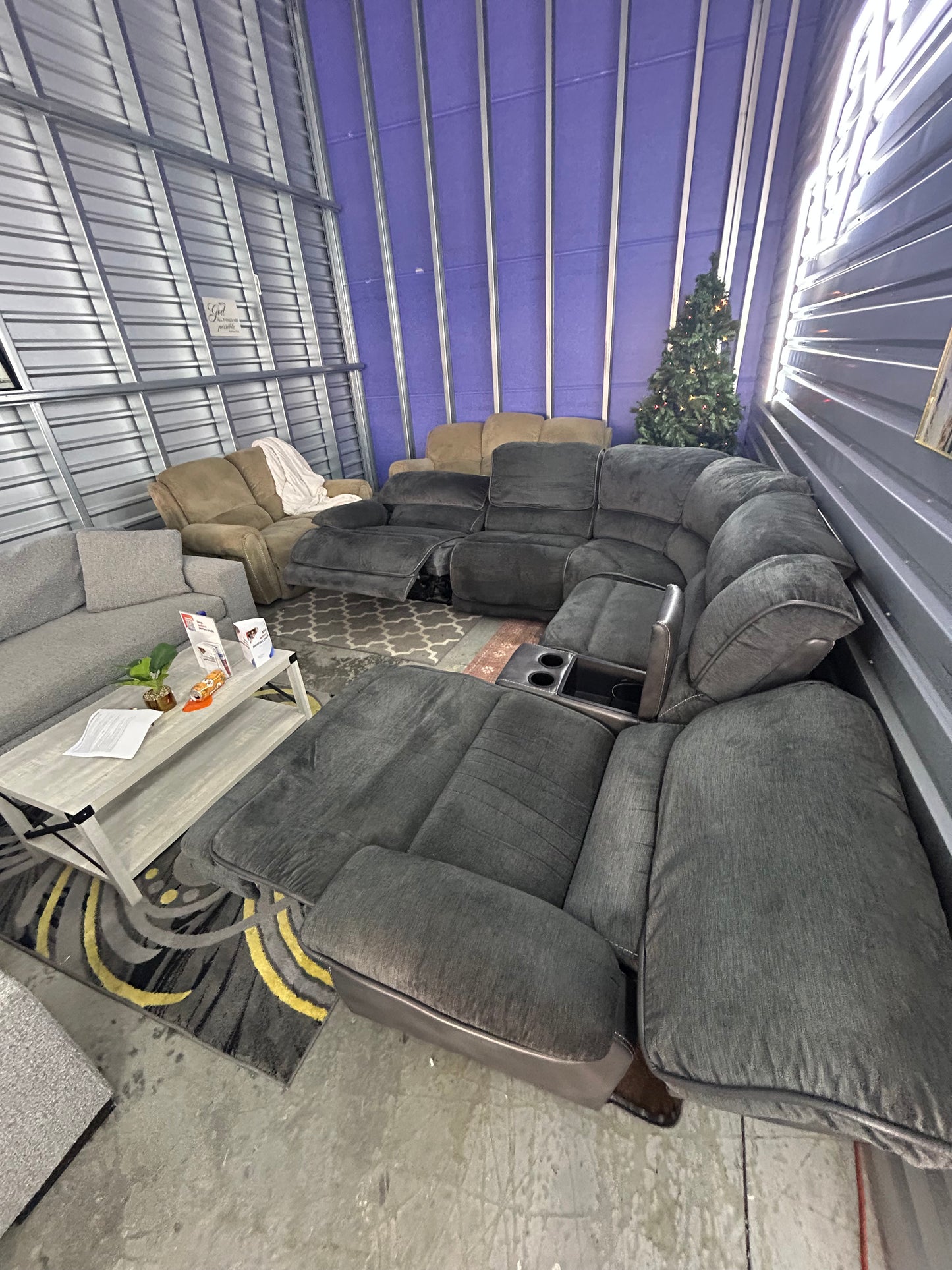 Electric reclining Sectional Sofa/ Couch (We Deliver)