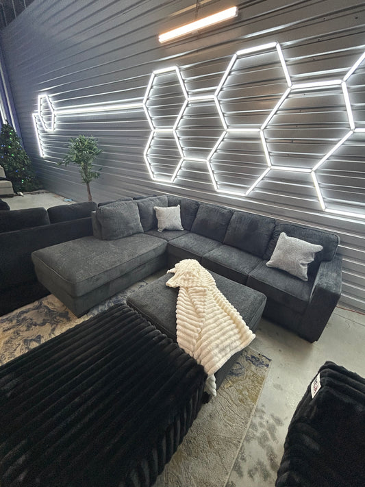 Ashley Alatari sectional