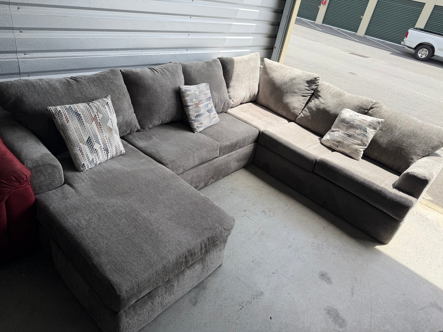 U shape sectional